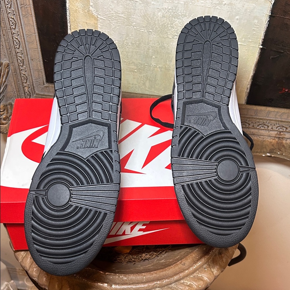 Nike Black and White Nike Dunk HI Retro-Panda - Picture 4 of 6